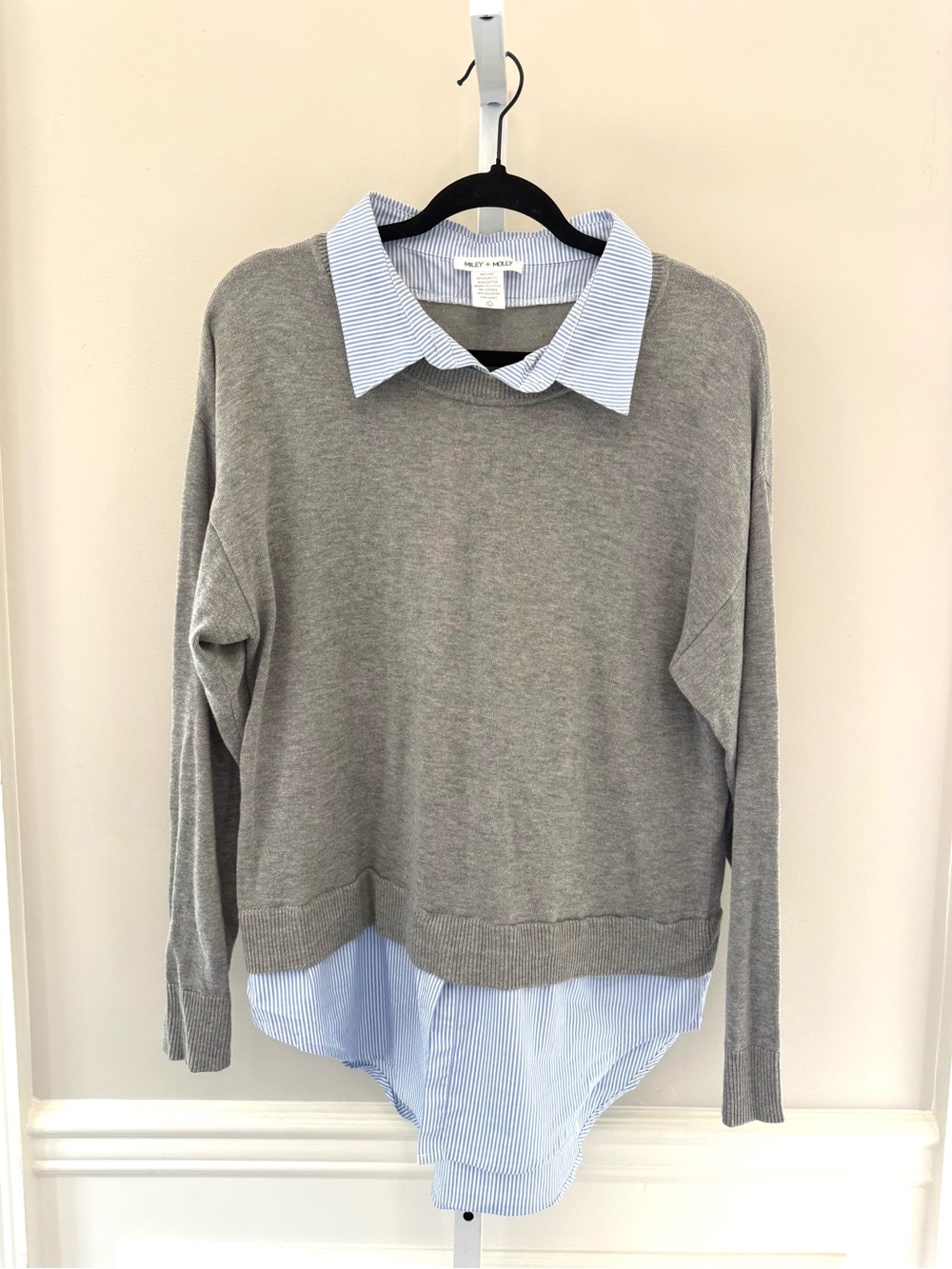 Miley & Molly Gray Layered Button-Up Sweater Blue Striped Collar Women’s Large